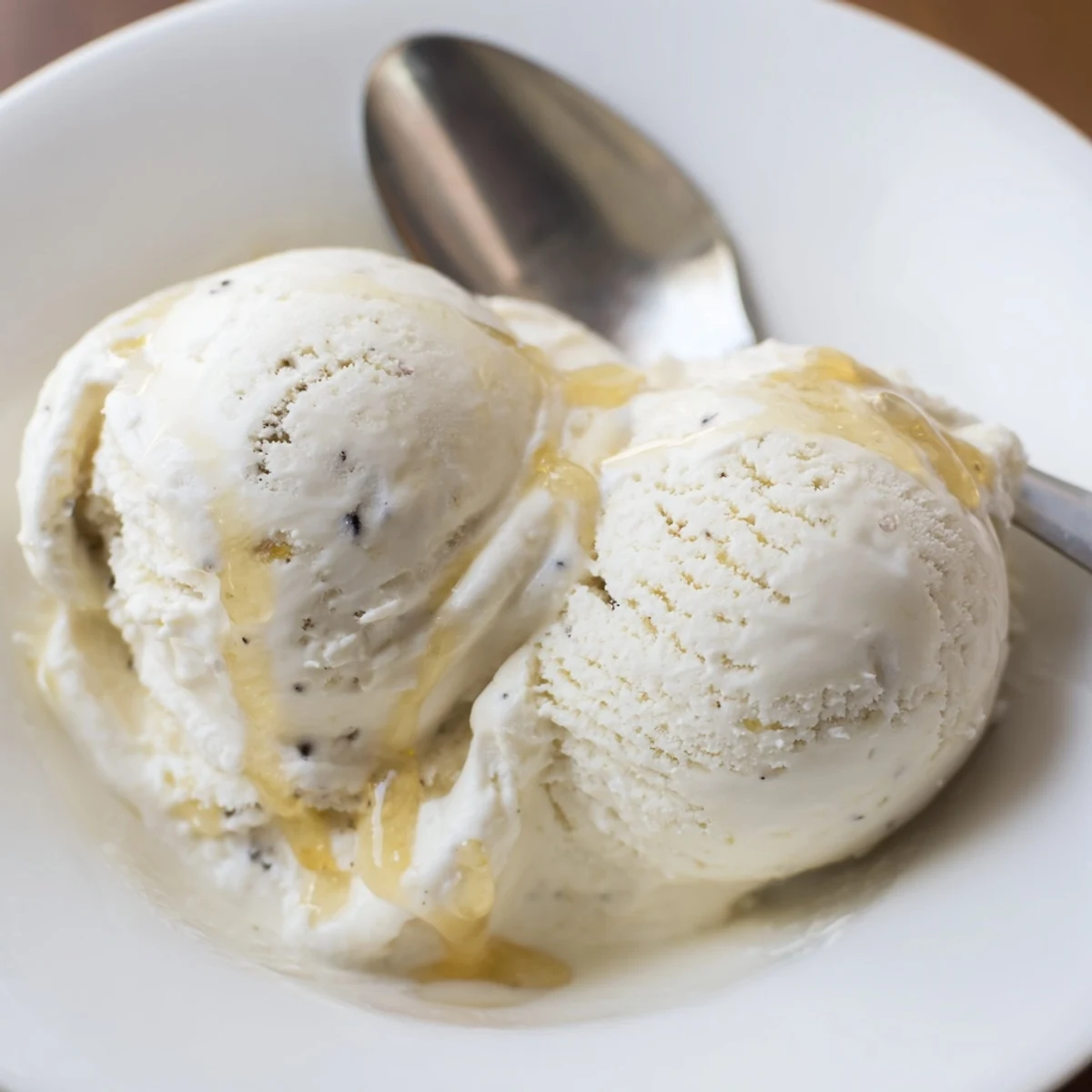 Cremiges Quark Eis fruchtig